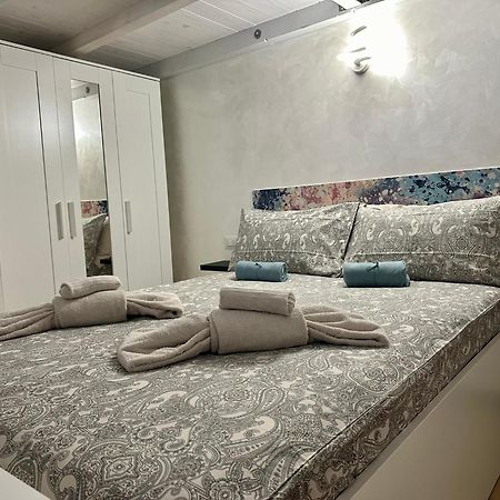 Il Rifugio Dei Santi Centralissimo Parking Free Генуя Екстер'єр фото